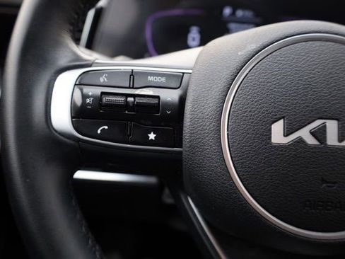 Used 2025 Kia Sportage EX image 27