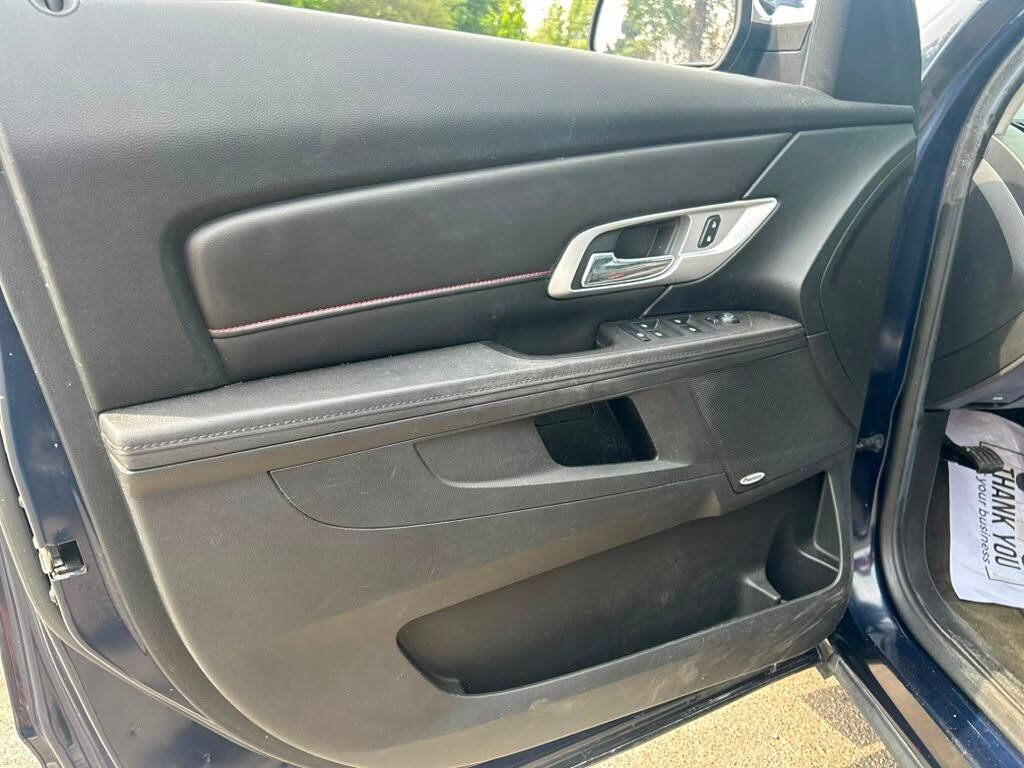 Used 2017 GMC Terrain SLT w/ Open Road Package AWD/4WD image 10