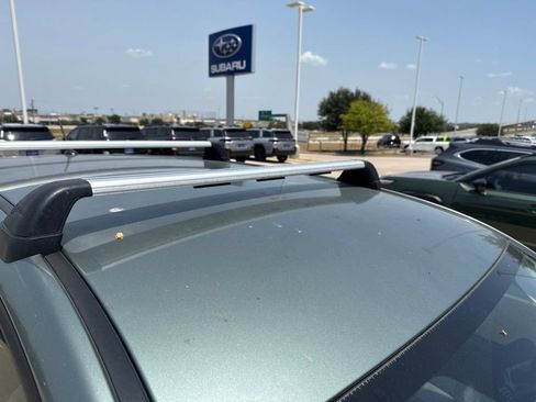 Used 2014 Subaru Forester 2.5i AWD/4WD image 7