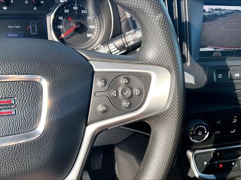 Used 2023 GMC Terrain SLE w/ Elevation Edition AWD/4WD image 17