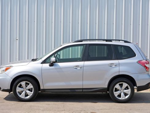 Used 2016 Subaru Forester 2.5i Premium w/ All-Weather Package image 44