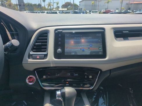 Used 2019 Honda HR-V Touring image 23