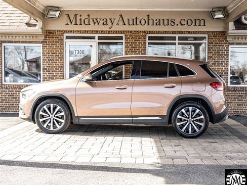 Used 2021 Mercedes-Benz GLA 250 w/ Premium Package image 6