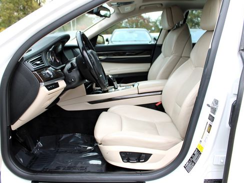 Used 2012 BMW 750Li xDrive image 14