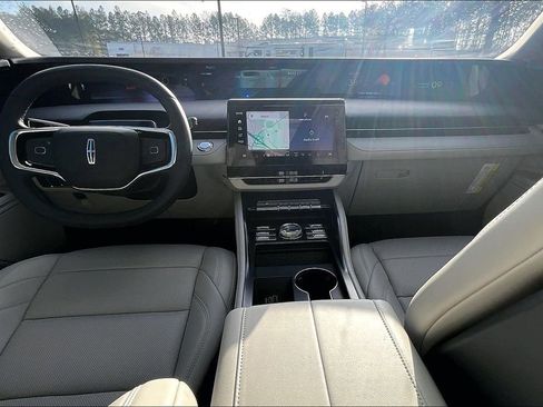 New 2026 Lincoln Nautilus Premier w/ Equipment Group 102A image 5