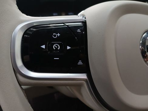 Used 2021 Volvo XC60 T5 Inscription w/ Advanced Package image 19