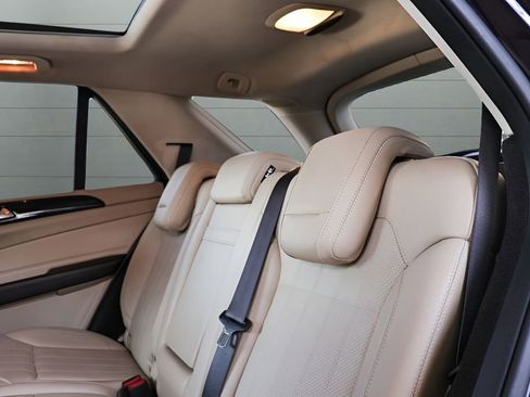 Used 2018 Mercedes-Benz GLE 350 image 54