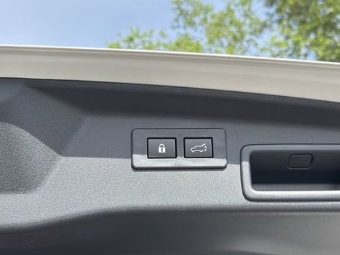 Certified 2026 Subaru Outback Premium AWD/4WD image 16