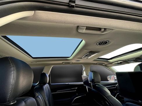 Used 2022 Kia Telluride SX w/ Nightfall Edition Package image 15