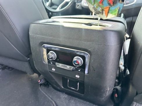 Used 2021 Chevrolet Tahoe LT w/ Luxury Package image 22