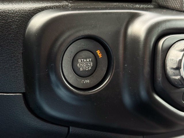 Certified 2022 Jeep Gladiator Sport AWD/4WD image 20