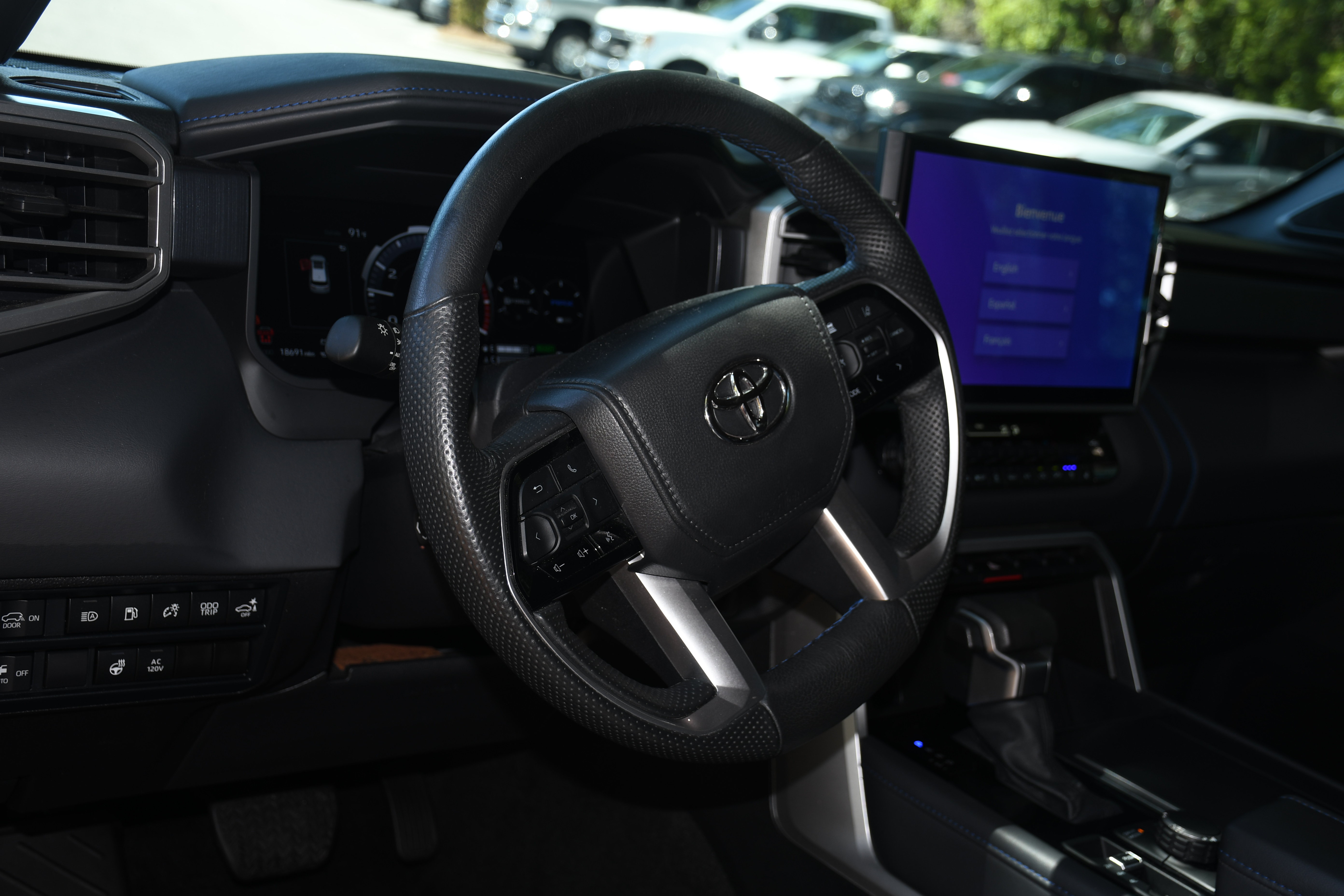 Certified 2025 Toyota Sequoia Platinum AWD/4WD image 10
