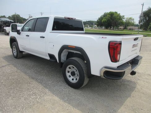 New 2026 GMC Sierra 2500 Pro AWD/4WD image 7