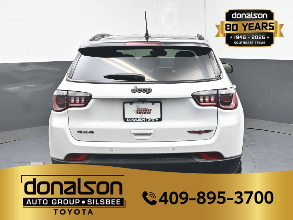 Used 2024 Jeep Compass Trailhawk AWD/4WD image 4