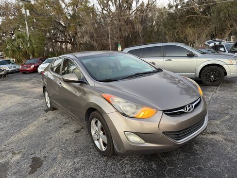 Used 2012 Hyundai Elantra GLS w/ Preferred Pkg 3 FWD image 3