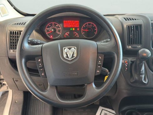 Used 2017 RAM ProMaster 2500 w/ Interior Convenience Group FWD image 12