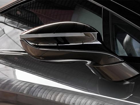 Used 2019 BMW i8 Roadster image 23