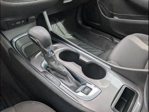 Used 2023 Chevrolet Malibu LT FWD image 20