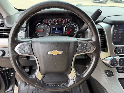 Used 2015 Chevrolet Suburban LT AWD/4WD image 10
