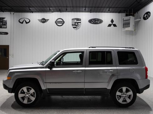 Used 2015 Jeep Patriot Latitude image 3