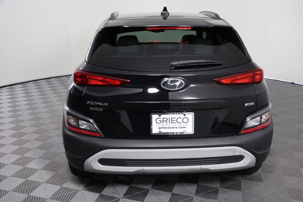 Used 2023 Hyundai Kona SEL w/ Cargo Package AWD/4WD image 7