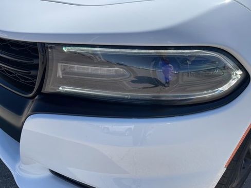Used 2018 Dodge Charger SXT Plus image 9