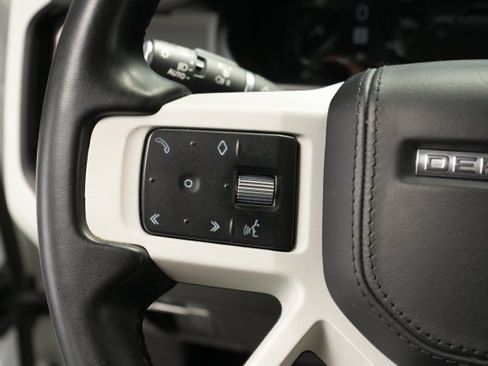 Used 2023 Land Rover Defender 130 X-Dynamic SE AWD/4WD image 34