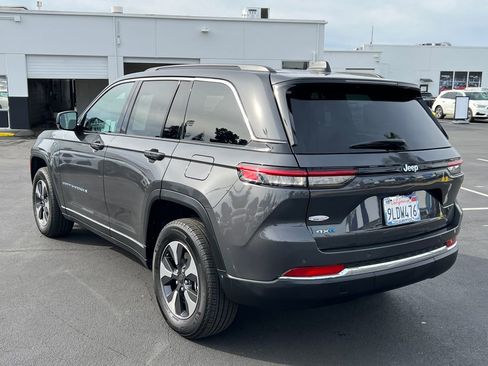 Used 2024 Jeep Grand Cherokee Limited 4xe image 9