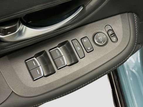 Used 2026 Honda HR-V EX-L image 15