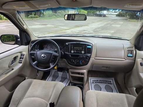 Used 2002 MAZDA Tribute LX image 16