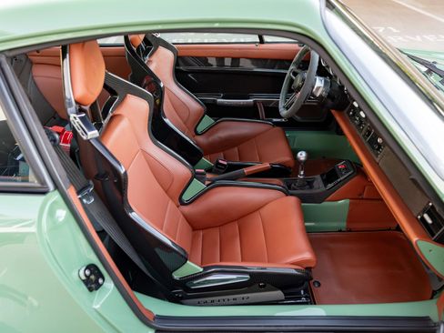 Used 1995 Porsche 911 Coupe image 14