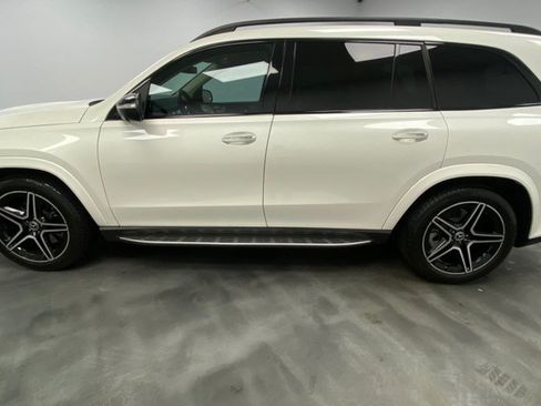 Used 2023 Mercedes-Benz GLS 450 4MATIC image 3