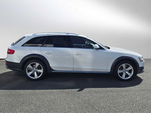 Used 2015 Audi A4 Premium w/ Audi MMI Navigation image 2