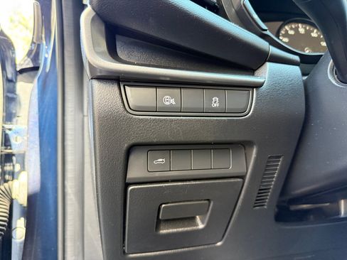 Used 2025 MAZDA MAZDA3 s image 14