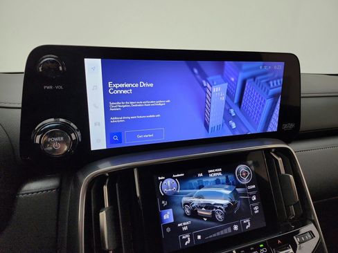 Used 2025 Lexus LX 700h F Sport image 12