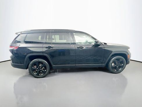 Used 2023 Jeep Grand Cherokee L Laredo AWD/4WD image 8