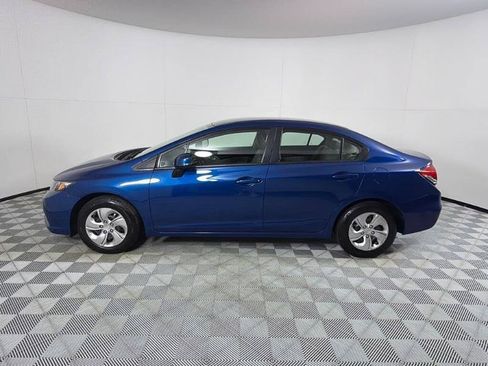 Used 2013 Honda Civic LX image 2
