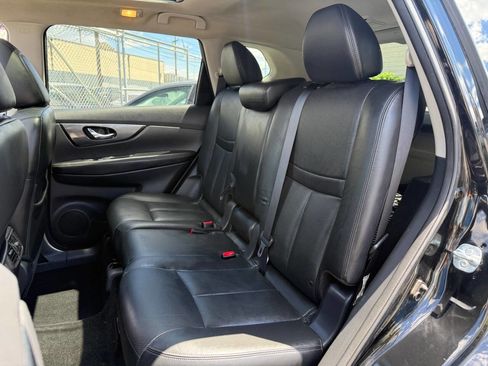 Used 2015 Nissan Rogue SL w/ SL Premium Package AWD/4WD image 13