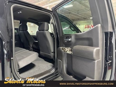 Used 2021 Chevrolet Silverado 1500 Custom Trail Boss w/ Realtree Special Edition AWD/4WD image 35