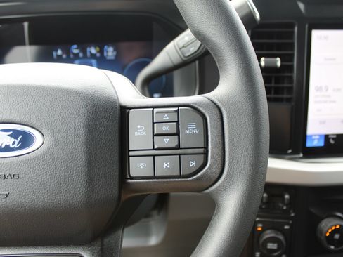 New 2026 Ford F250 XLT w/ XLT Premium Package AWD/4WD image 24