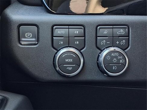 New 2026 GMC Sierra 2500 SLT image 11