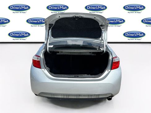 Used 2015 Toyota Corolla LE FWD image 23