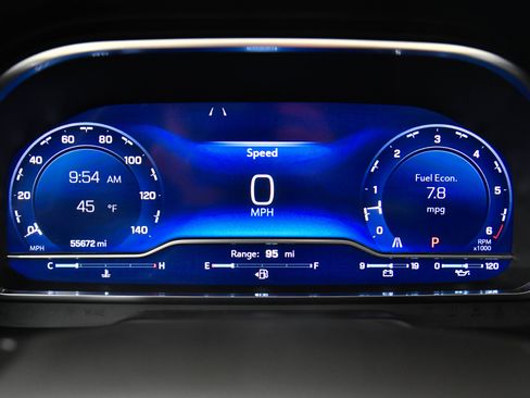 Used 2023 Chevrolet Suburban Premier image 32