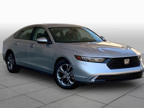 Used 2024 Honda Accord EX image 3