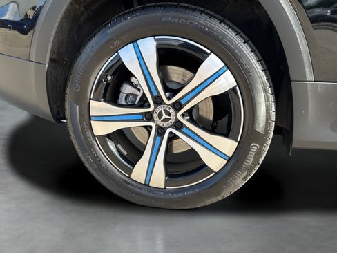 Used 2023 Mercedes-Benz EQB 350 4MATIC SUV w/ Exclusive Package image 10