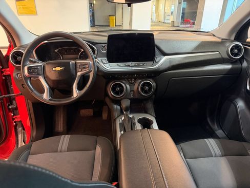 Used 2026 Chevrolet Blazer LT FWD image 33