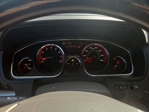 Used 2016 GMC Acadia Denali AWD/4WD image 9