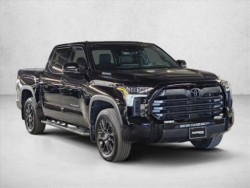 Used 2025 Toyota Tundra Limited image 3