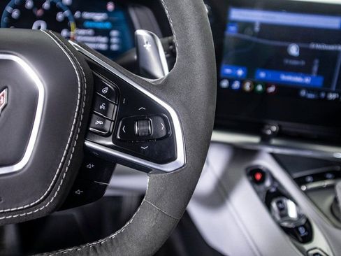 Used 2023 Chevrolet Corvette Stingray Premium Cpe w/ Battery Protection Package image 33