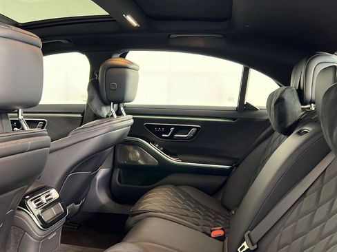 Certified 2024 Mercedes-Benz S 580 4MATIC Sedan image 14